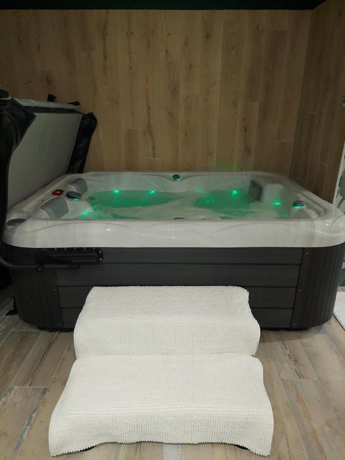 Au Spa D'Eau Pale Ferques Esterno foto